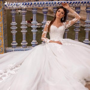 Gorgeous Appliques Bridal Gown