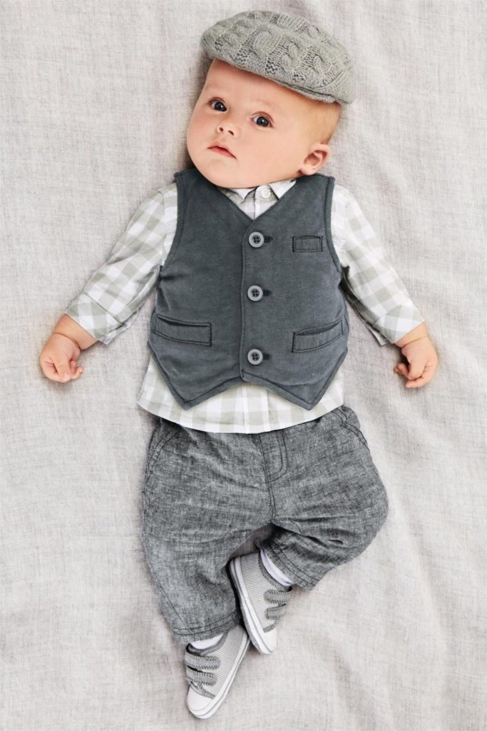 Top 5 Tips For Buying Baby Boys Clothing