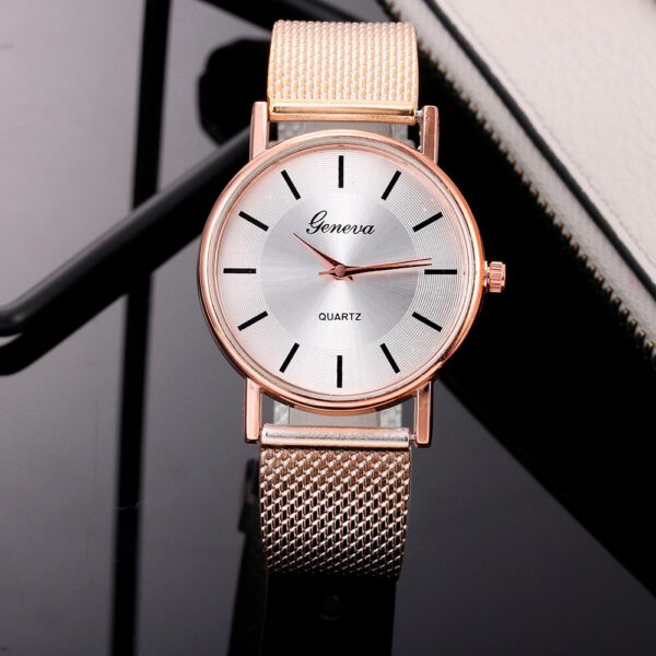 Women Casual Watches Silicone Strap Watch